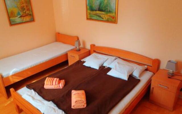 Stara Breza 2 Apartments