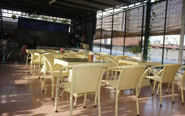 Elegant Inn Saigon