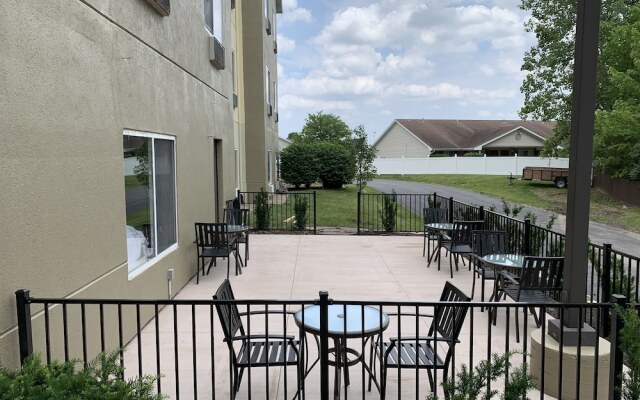 Comfort Suites Auburn