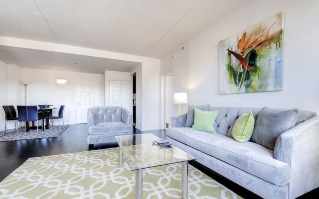 Global Luxury Suites at Monroe