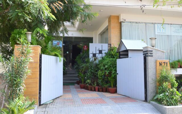 OYO 7363 Hotel N71 Rooms & Banquets