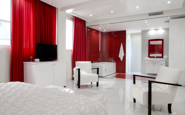 Athens Status Suites