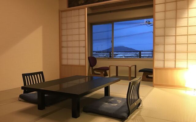 Japanese Style Hotel Isomura