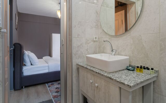 Cozy Central Apt 1BR near Galataport