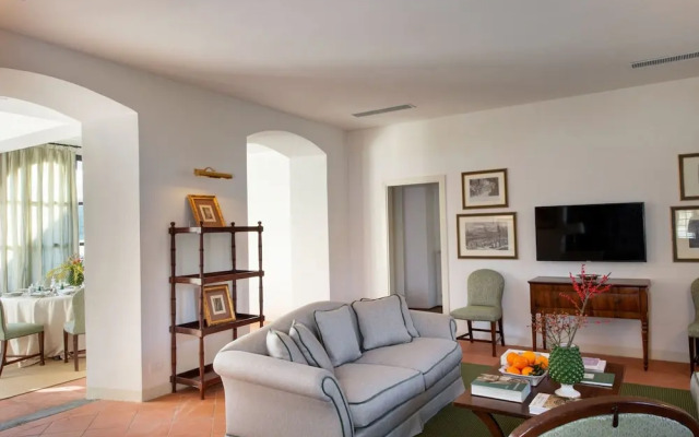 Restful Holiday Home in Reggello With Swimming Pool