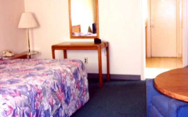 Plaza Motel