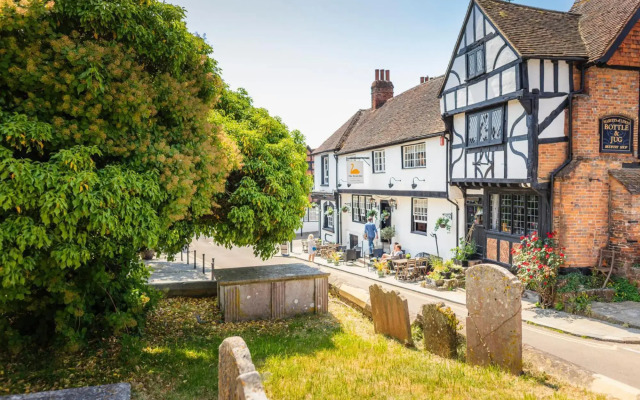 The Swan Inn