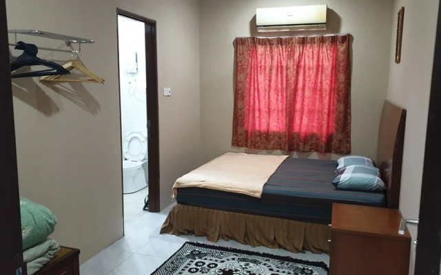 4 Bedroom Bungalow With Private Pool