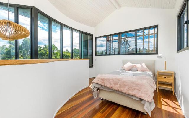 Byron Bay Accom 8 South Beach Lane Riverhouse