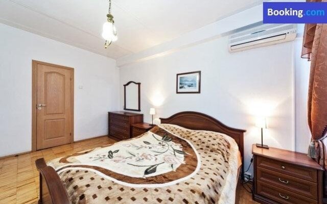 Moscow4Rent Apartment - Smolenskaya