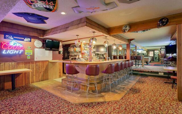 Knights Inn - Evanston, WY