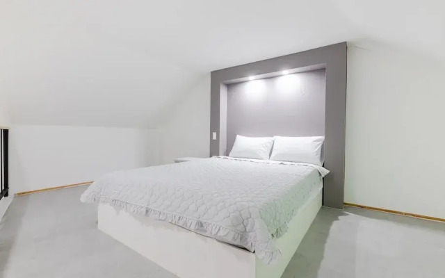 Gapyeong Haneulsup Spa Pension
