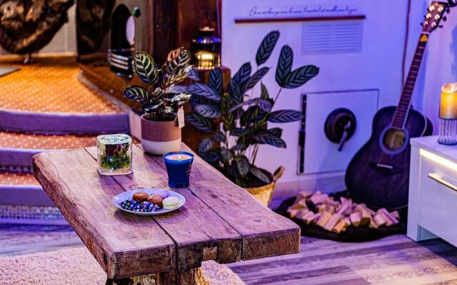 Le Néflier Dijon - appart jacuzzi-SPA romantique pour 2