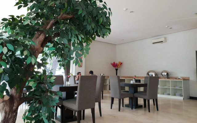 N3 Hotel Zainul Arifin