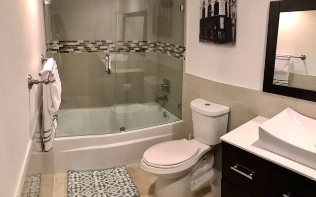 Lahaina Luxury Beach Condos