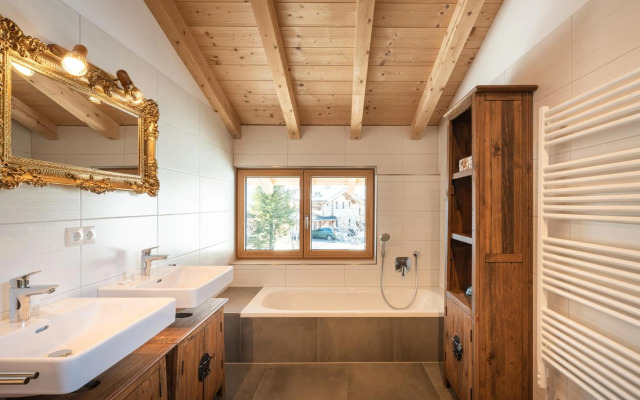 Ski in - Ski out Panoramaferienhaus Breitmoos neben Mittelstation