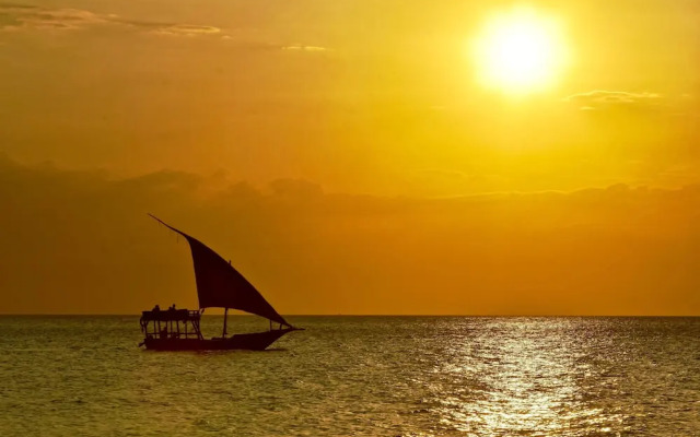 Mangrove Lodge