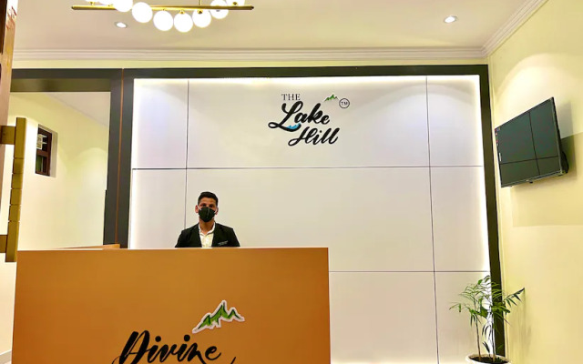 Divine By The Lake Hill