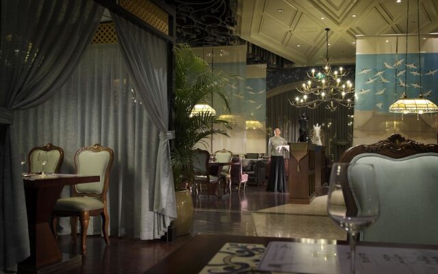 Ovation Three-Convalescence Hotel