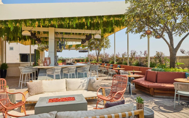 Halcyon - a hotel in Cherry Creek