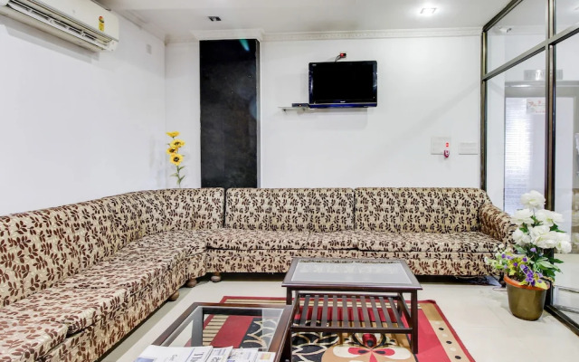 Hotel Royal Park by OYO Rooms