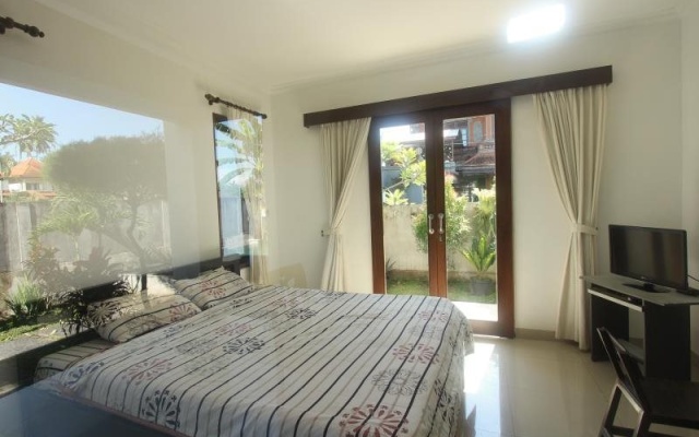 Yuliati Villa – Guest Rooms – Ubud