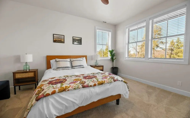 Pine Meadow All Seasons Lodge