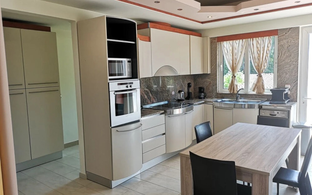 Louis Luxury Villa