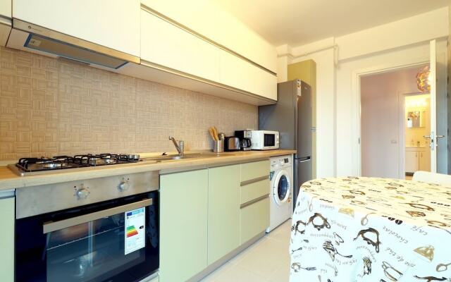 Ambasad’Or Home & Apartments