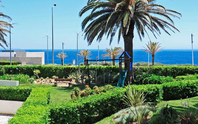 Sunset Balcony in Estoril - Checkinhome
