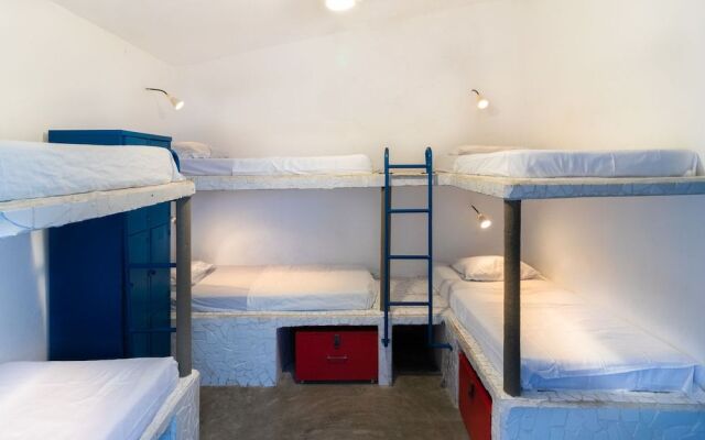 Republika Hostel