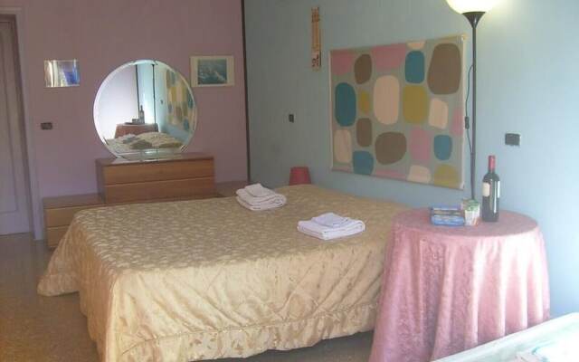 Cleopatras Smile 3Pax Cozy Room In Central Rome With Private Bathroom