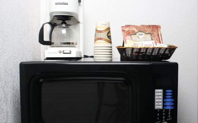 Sunset Inn and Suites