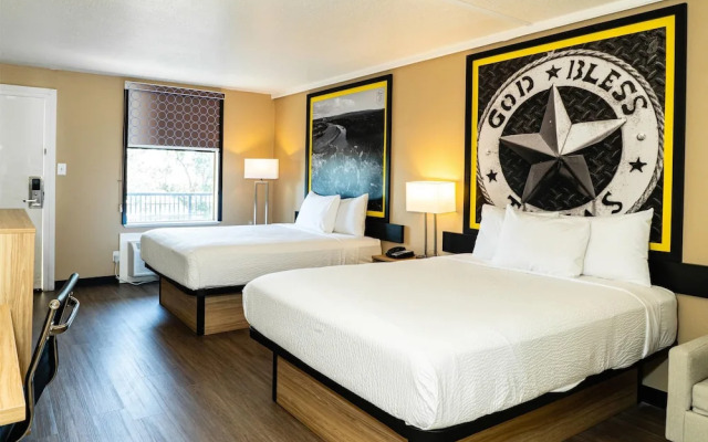 Super 8 by Wyndham Corpus Christi Airport