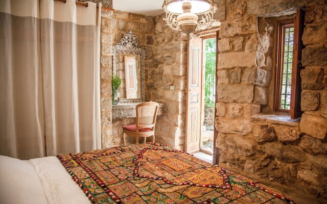 Beyt El Jabal Guest House - Der el Qamar