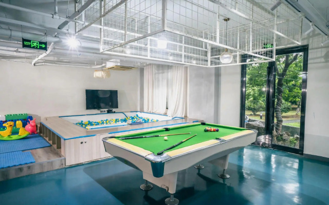 Yixing Eastluus Hotel