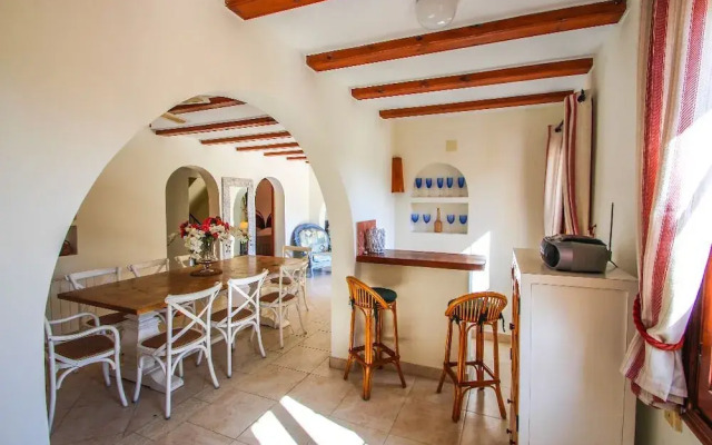Simon - Pretty Holiday Property with Private Pool in Benissa