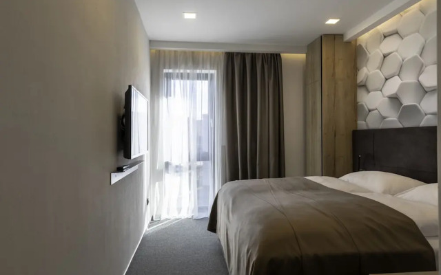 4 Smart Hotel