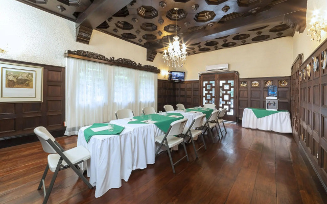Hotel Stein Colonial