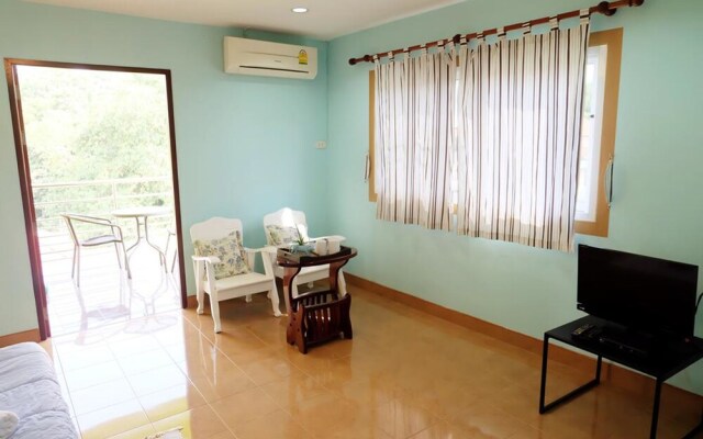 Green House at Trang Guesthouse