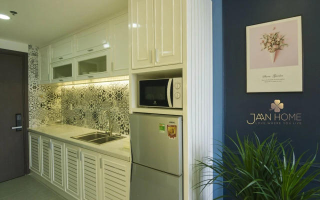 MANT Rivergate Apartments