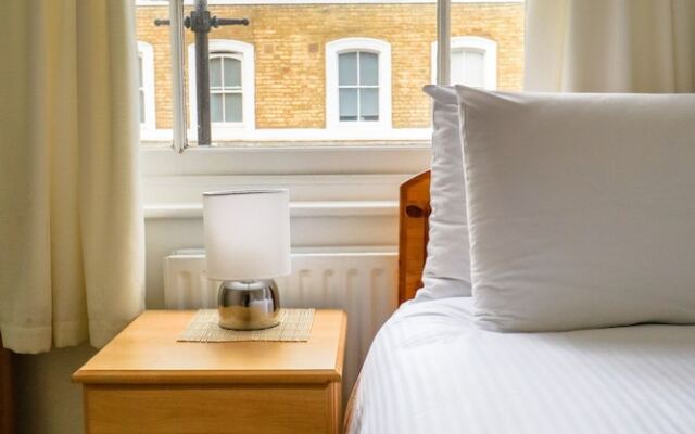 2 Bedroom Flat Near Angel