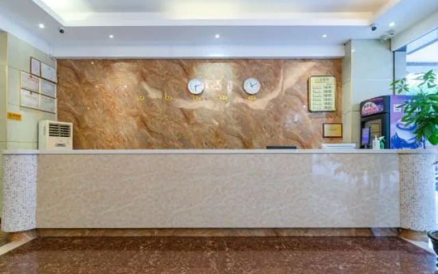 Senlian City Express Hotel (Qingyuan Gulongxia City Beiqi Station Store)