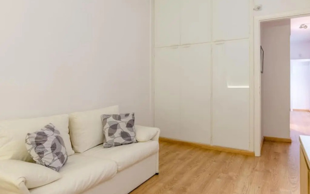 Elegant 2BD Evelpidon Apartment