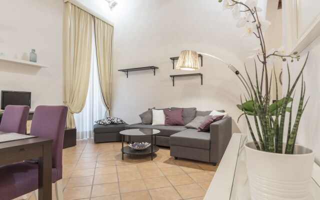 Pantheon Charming Apartment