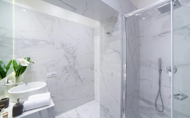 Grand Master Suites