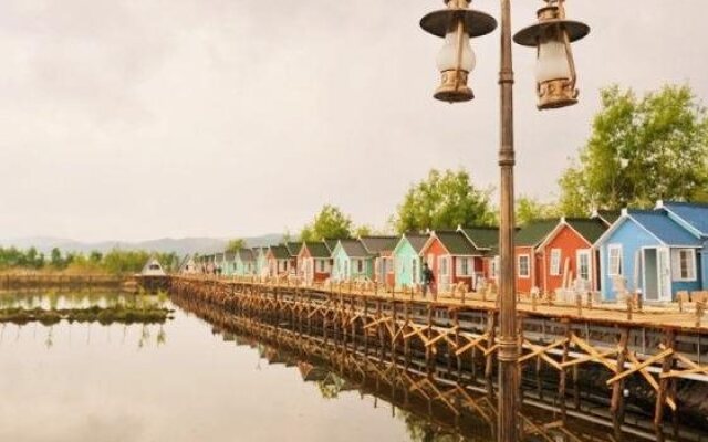 Lijiang Scenery Retreats Lake Front Villa Resort