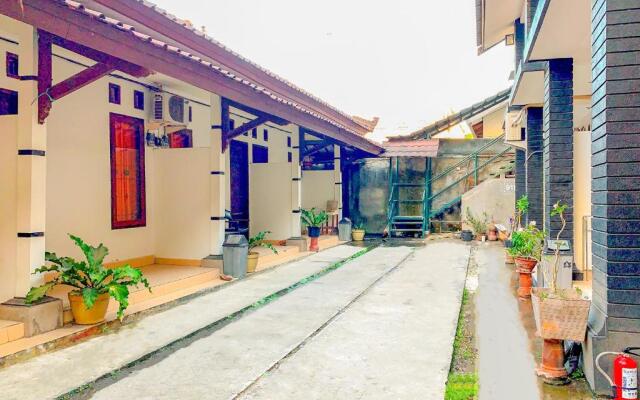 Kost and Homestay 911