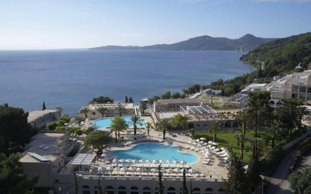 MarBella, Mar-Bella Collection Hotel