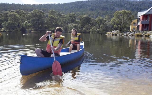 Oaks Lake Crackenback Resort